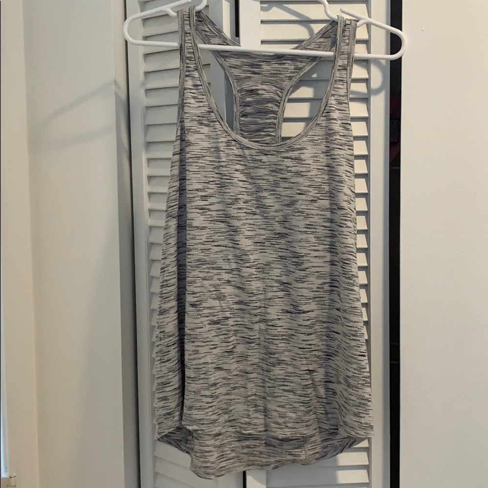 Lululemon tank top
